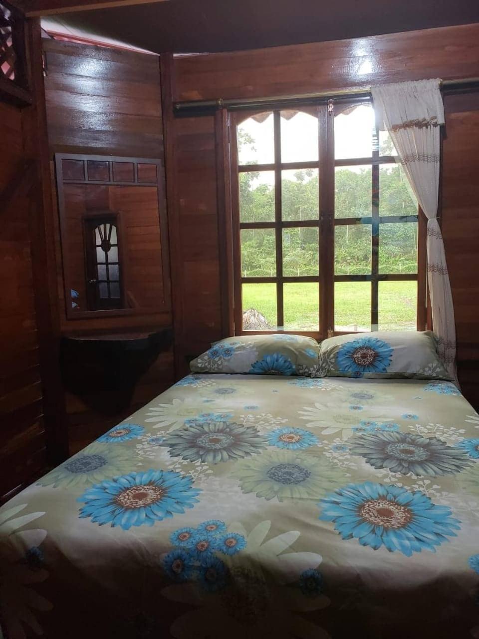 Quinta Primavera - Hosteria Campestre Nueva Loja Exteriör bild